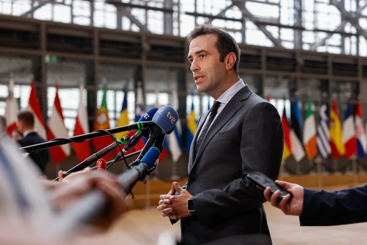 Menteri Ekonomi Spanyol Cuerpo Mencalonkan Diri sebagai Presiden Eurogroup